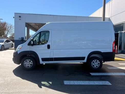 New 2026 RAM ProMaster 1500 w/ Quick Order Package 22G SLT image 6