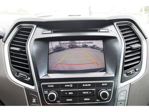 Used 2018 Hyundai Santa Fe SE w/ Cargo Package image 24