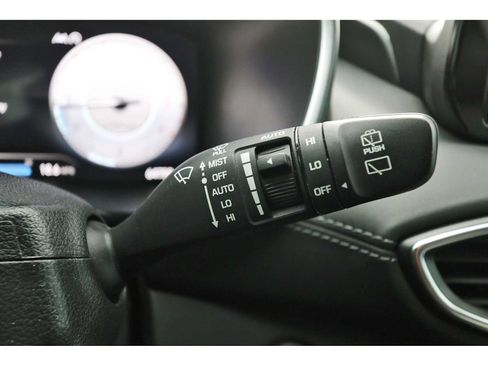 Used 2021 Hyundai Santa Fe Limited FWD image 18