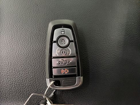 Used 2025 Ford F250 Lariat AWD/4WD image 84