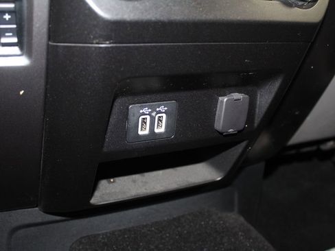 Used 2019 Ford F150 XLT w/ Trailer Tow Package image 32