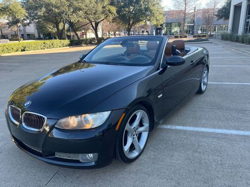 Used 2008 BMW 335i Convertible image 4