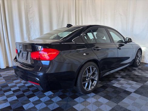 Used 2018 BMW 330i xDrive Sedan w/ M Sport Package AWD/4WD image 6