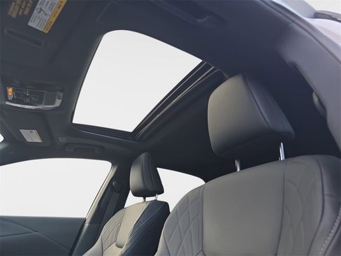 Certified 2024 Lexus RX 350h image 31