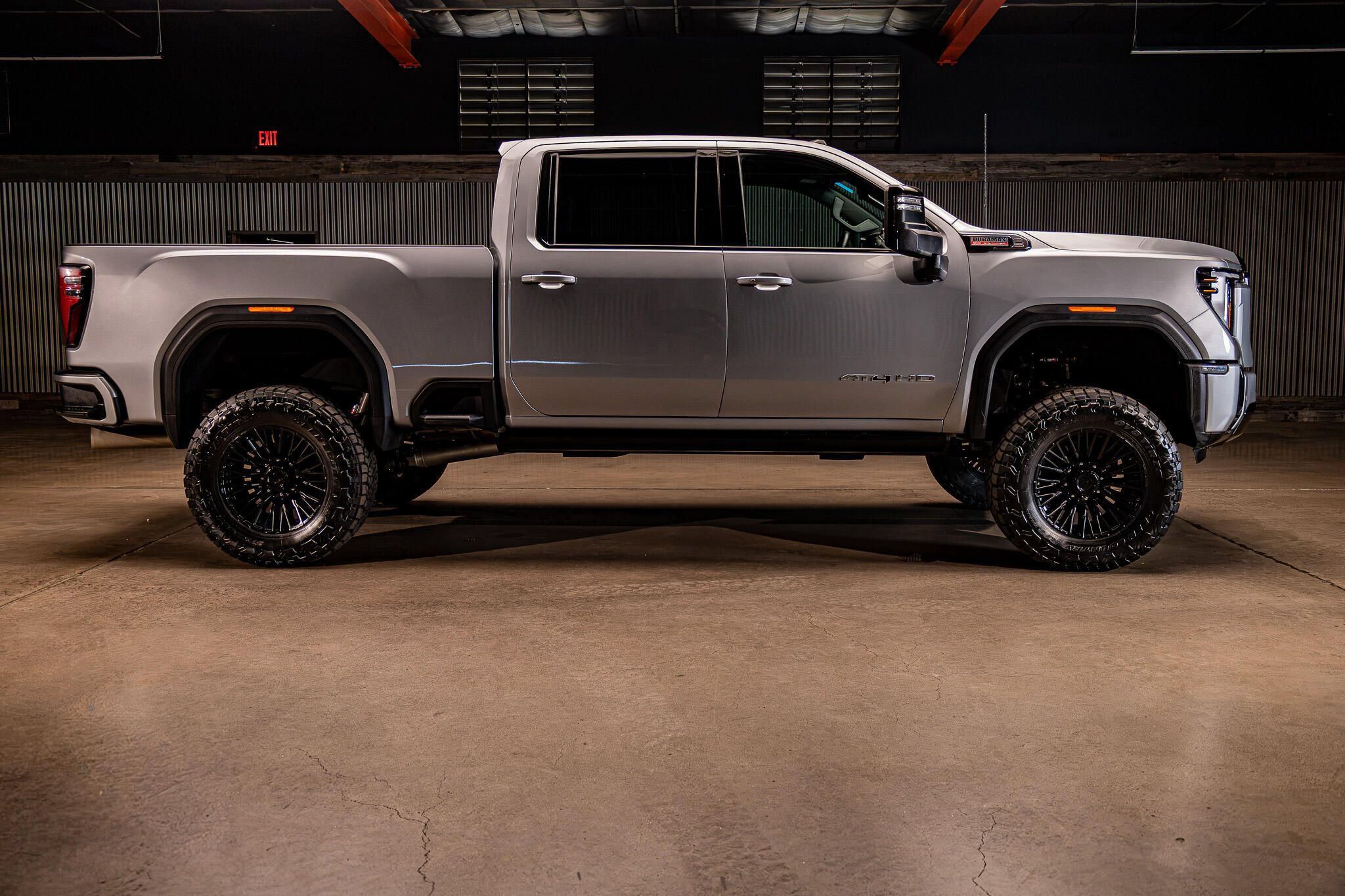 Used 2026 GMC Sierra 3500 AT4 w/ AT4 Premium Plus Package AWD/4WD image 11