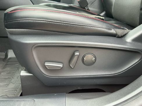 Used 2024 Ford Escape ST-Line Select w/ Tech Pack #2 AWD/4WD image 24