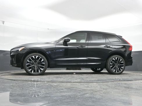 New 2026 Volvo XC60 B5 Ultra w/ Protection Package Premier image 41
