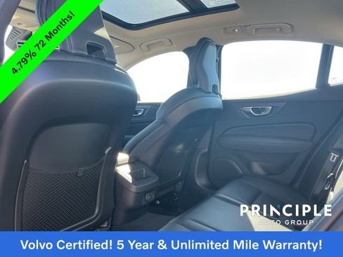 Certified 2024 Volvo S60 B5 Core image 28