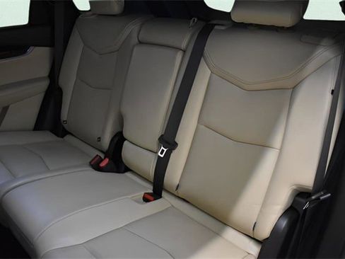 Used 2018 Cadillac XT5 Premium Luxury image 10