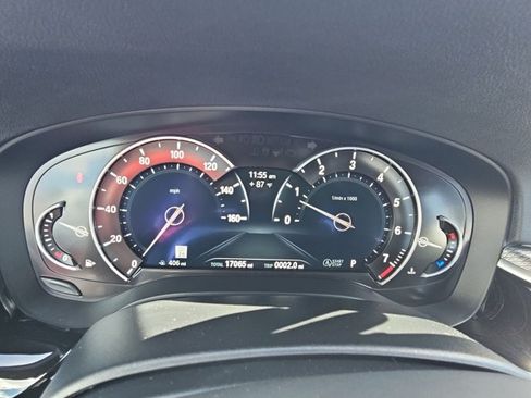 Used 2019 BMW 540i w/ M Sport Package RWD image 11