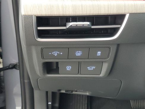 Used 2024 Hyundai Sonata Limited image 28