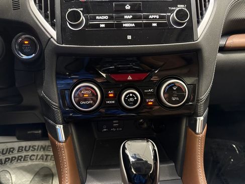 Used 2019 Subaru Forester Touring image 20