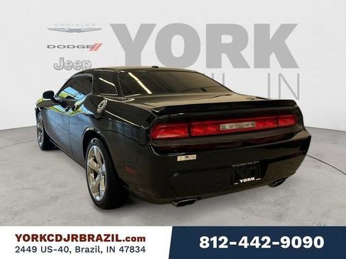 Used 2011 Dodge Challenger R/T RWD image 3