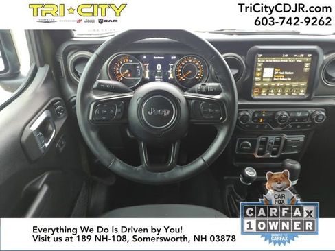 Used 2022 Jeep Wrangler Unlimited Sport S w/ Sun And Sound Package image 19