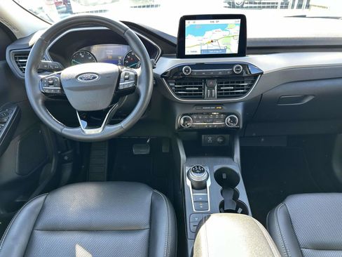 Used 2022 Ford Escape SEL image 17