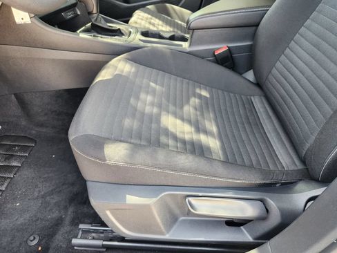 Used 2023 Volkswagen Jetta S FWD image 16