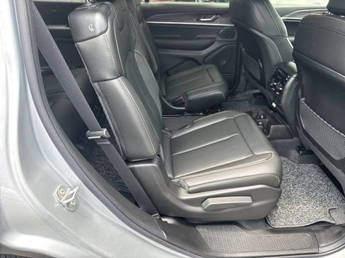 New 2026 Jeep Grand Cherokee L Limited AWD/4WD image 14
