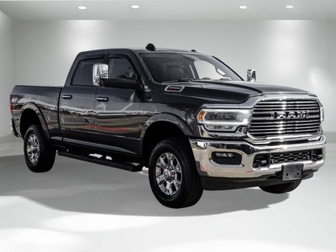 Used 2020 RAM 2500 Laramie image 5