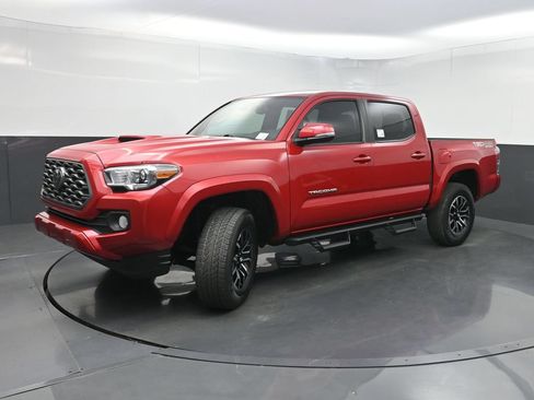 Used 2023 Toyota Tacoma TRD Sport w/ Advanced Technology Package AWD/4WD image 21