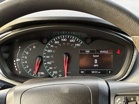 Used 2022 Chevrolet Trax LS w/ Tint and Cruise Package image 24