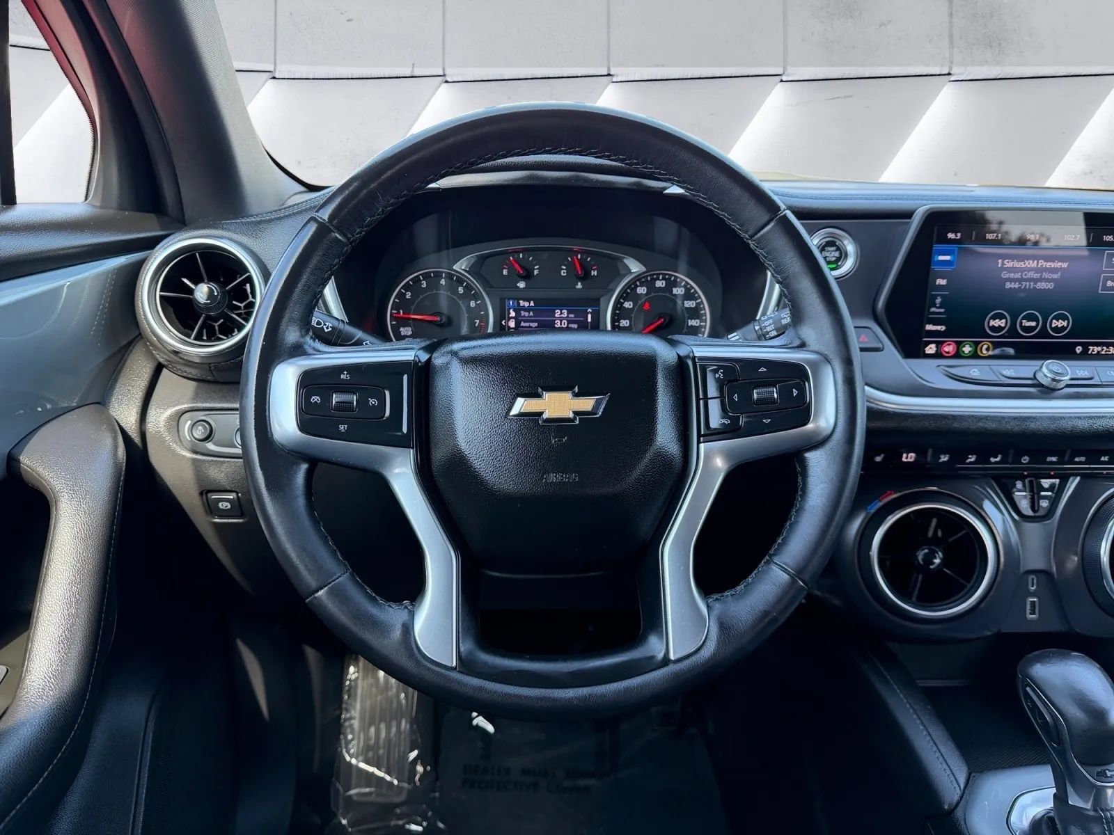Used 2020 Chevrolet Blazer LT FWD image 16