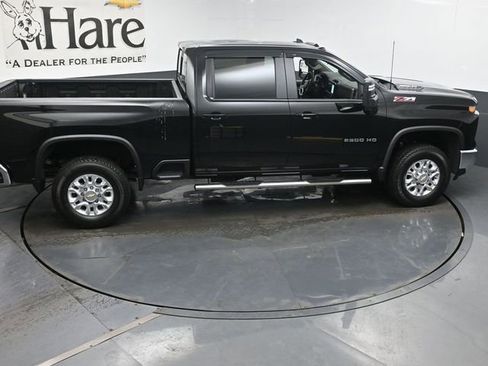 Used 2024 Chevrolet Silverado 2500 LT w/ All Star Edition AWD/4WD image 38