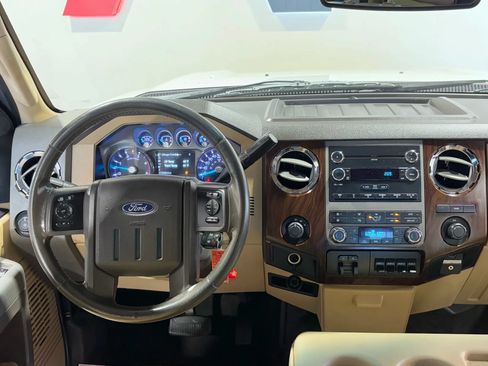 Used 2011 Ford F450 Lariat w/ Lariat Interior Pkg AWD/4WD image 14