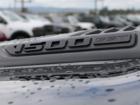 Used 2025 RAM 1500 Laramie w/ Sport Appearance Package image 10