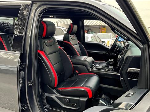 Used 2018 Ford F150 Raptor w/ Equipment Group 802A Luxury AWD/4WD image 9