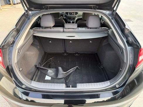 Used 2017 Hyundai Ioniq SEL FWD image 19