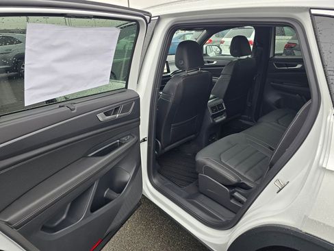 New 2026 Volkswagen Atlas Cross Sport SEL image 15