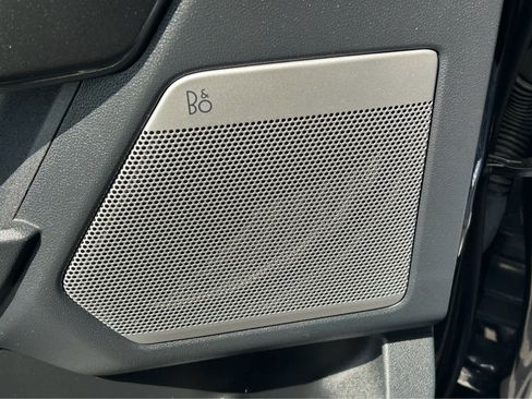 Used 2023 Ford F150 Lariat w/ Equipment Group 502A High image 23