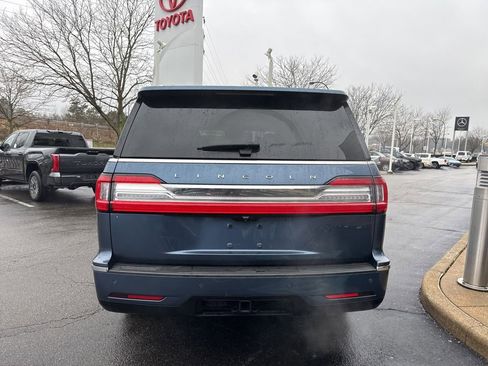 Used 2019 Lincoln Navigator Reserve image 4