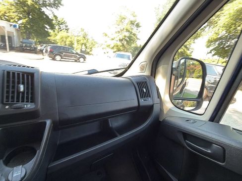 Used 2017 RAM ProMaster 2500 FWD image 17