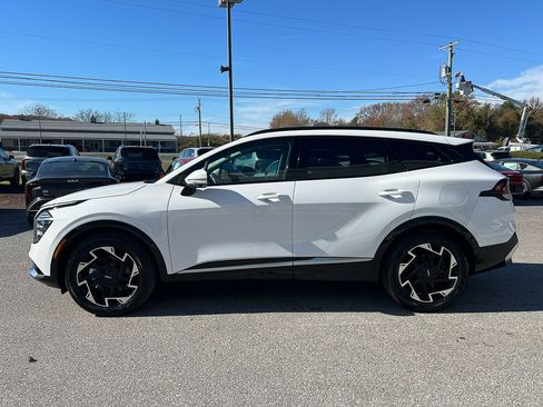 Used 2023 Kia Sportage SX image 2