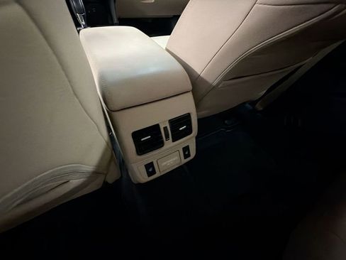 Used 2018 Subaru Outback 2.5i Limited image 21