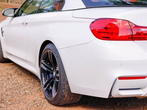 Used 2015 BMW M4 Convertible image 87