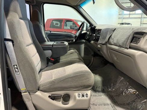 Used 2002 Ford F350 XLT AWD/4WD image 17
