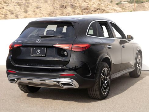 Used 2026 Mercedes-Benz GLC 300 image 10