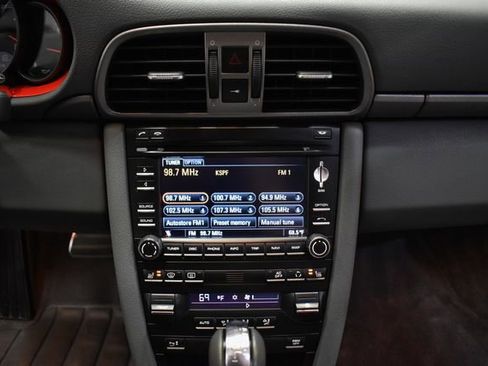 Used 2009 Porsche 911 Carrera image 18