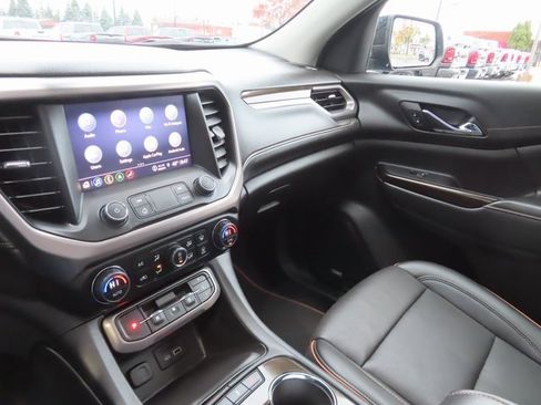 Used 2023 GMC Acadia AT4 w/ Technology Package image 38