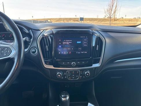 Certified 2020 Chevrolet Traverse LT w/ LT Premium Package image 18