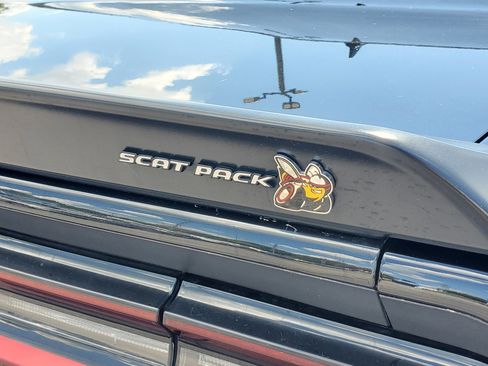 Used 2022 Dodge Challenger R/T Scat Pack image 7