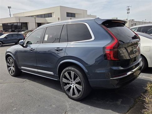 Certified 2025 Volvo XC90 B6 Plus image 3