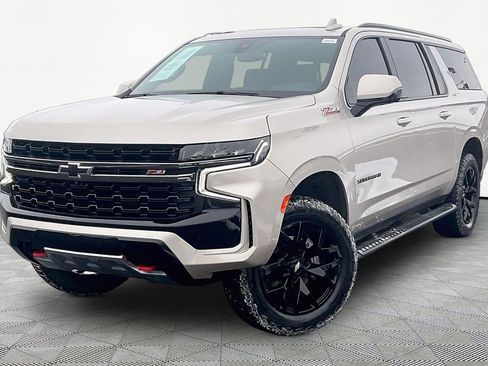 Used 2022 Chevrolet Suburban Z71 w/ Z71 Off-Road Package image 1