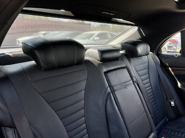 Used 2016 Mercedes-Benz S 550 4MATIC Sedan image 29