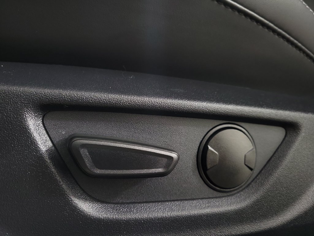 Used 2025 Ford Mustang GT Premium RWD image 18