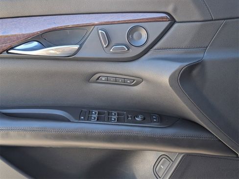 Used 2017 Cadillac CT6 2.0T image 29