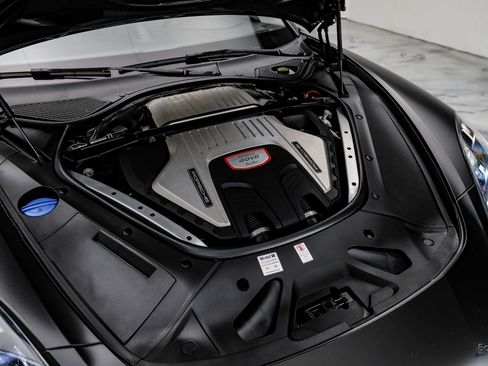 Used 2018 Porsche Panamera Turbo Sport Turismo image 92