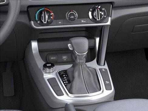 New 2026 Kia Seltos LX image 23